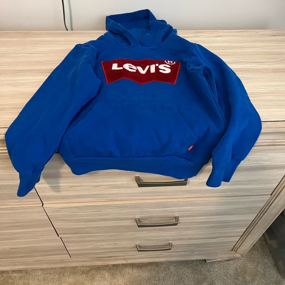Big boy Levi’s hoodie